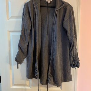 Cute loose maternity sweater